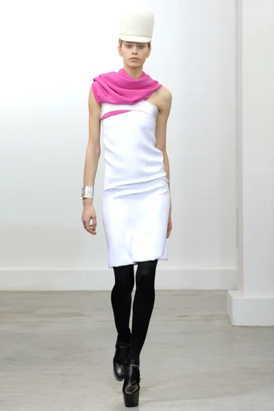 Look 38